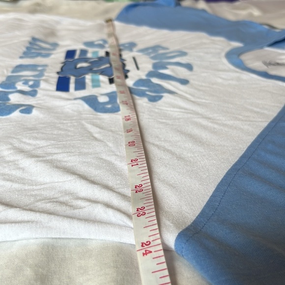 Rivalry Threads Carolina Tar Heels Shirt - Picture 7 of 9